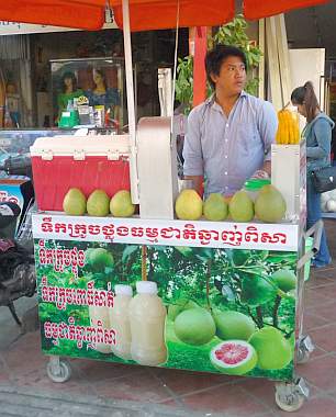 Selling pomelo juice